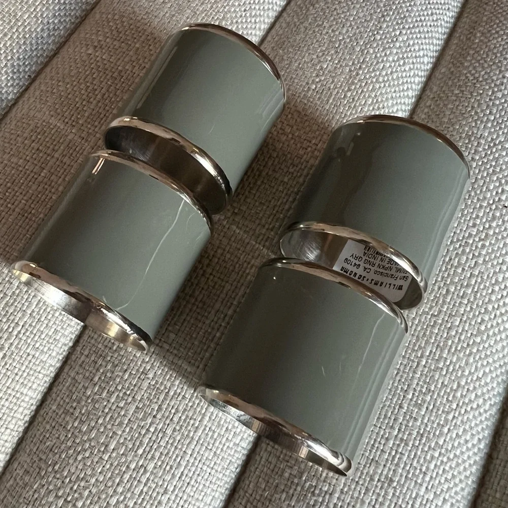 🎁NWT Williams Sonoma Enamel Napkin Rings Set of 4